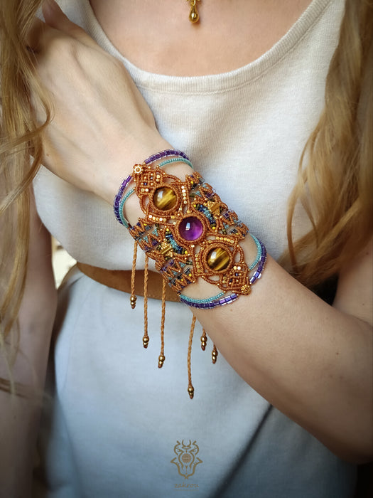 Macrame bohemian bracelet with tiger's eye & amethyst stones, Festival jewelry