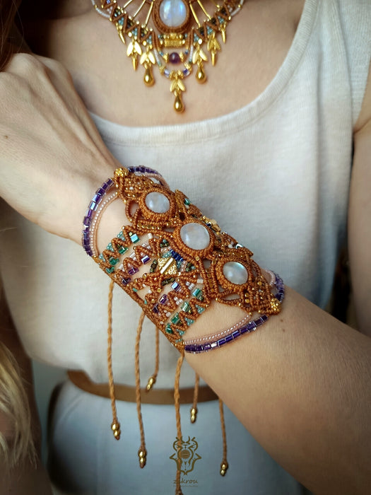 Festival macrame bracelet with Moonstone, Boho hippie macrame cuff
