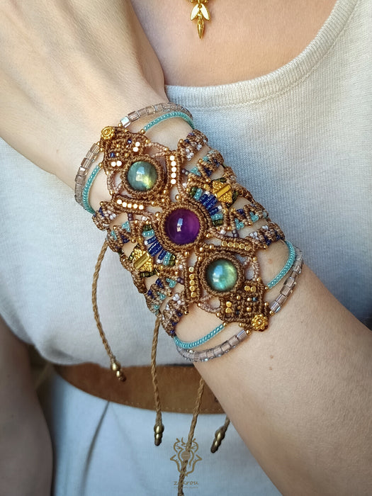 Labradorite & Amethyst macrame cuff bracelet, Boho hippie bracelet