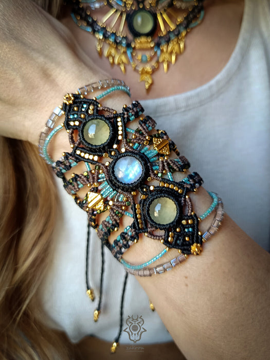 Macrame tribal bracelet with Moonstone & Prehnite, Festival macrame cuff