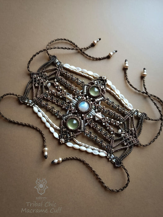 Moonstone & Prehnite macrame bracelet with fildisi pearls, Tribal chic macrame cuff
