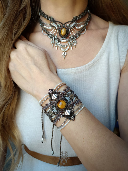 New macrame bracelet with Tiger's eye & cultured pearls, Elegant party-cuff