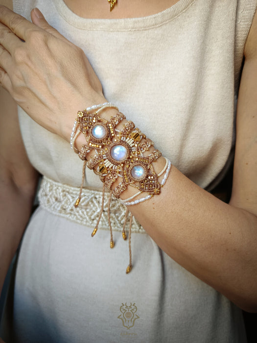 Macrame bracelet with Moonstone & cultured pearls, Elegant bracelet party-cuff