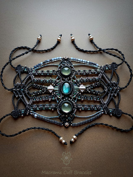 New Labradorite & Prehnite macrame bracelet, Festival cuff tribal style
