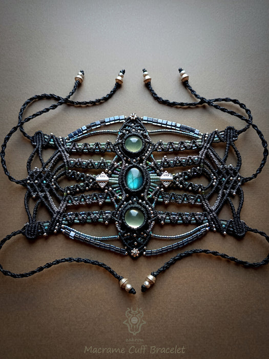 New Labradorite & Prehnite macrame bracelet, Festival cuff tribal style