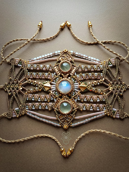 Macrame bracelet with Moonstone & Prehnite natural stones