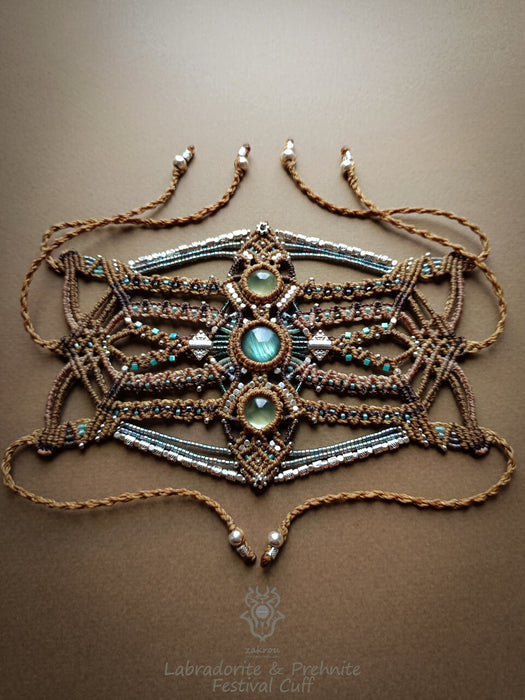 Festival macrame bracelet with Labradorite & Prehnite, Boho hippie beaded cuff