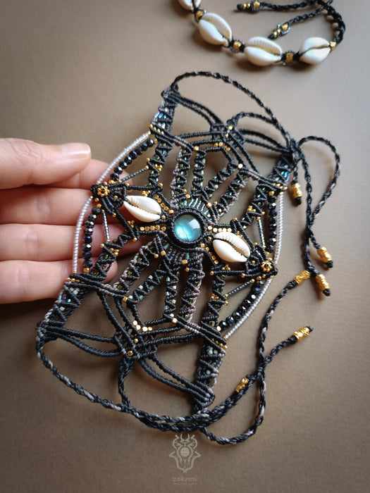 Labradorite bohemian macrame bracelet with shells & golden details, Festival beaded cuff