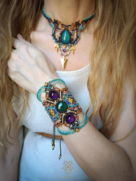 Bohemian chic macrame bracelet with Amethyst & Agate, Festival jewel