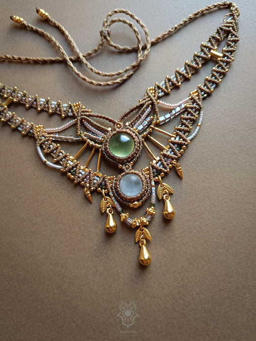 Boho hippie macrame choker necklace with Moonstone & Prehnite, Elegant party jewel