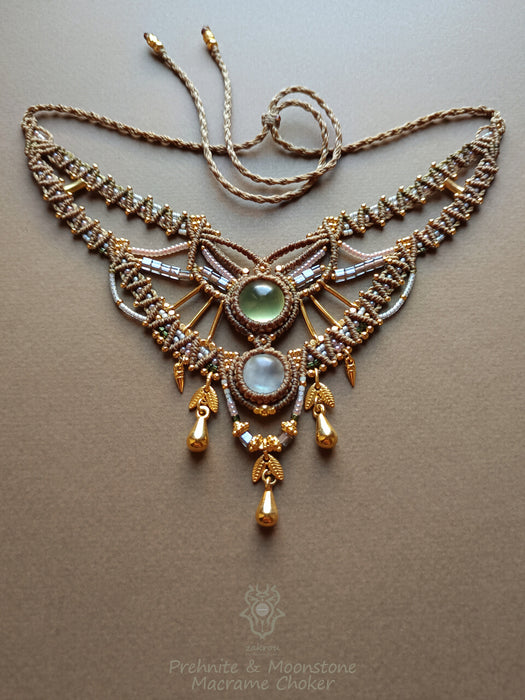 Boho hippie macrame choker necklace with Moonstone & Prehnite, Elegant party jewel