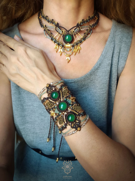 Emerald Agate macrame choker necklace, Bohemian hippie necklace