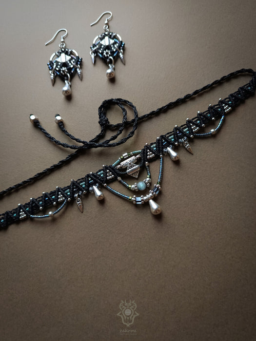 New bohemian chic choker necklace, Small native necklace with drops