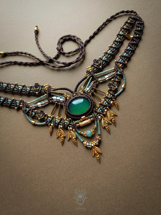 New Bohemian chic macrame necklace, Emerald Agate festival-choker necklace