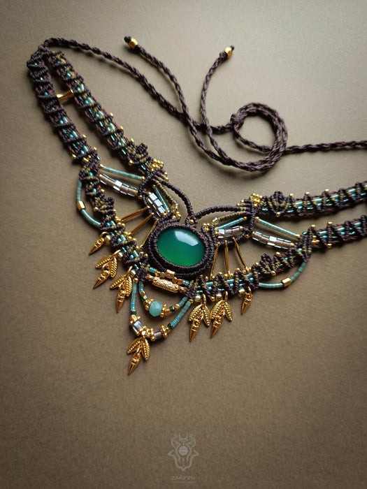 New Bohemian chic macrame necklace, Emerald Agate festival-choker necklace