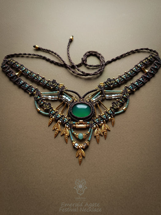 Bohemian chic macrame necklace, Emerald Agate festival-choker necklace