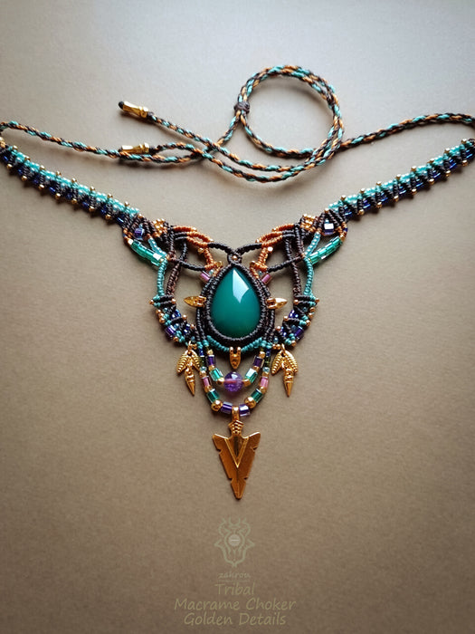 Agate macrame tribal necklace with golden details, Choker party necklace native style
