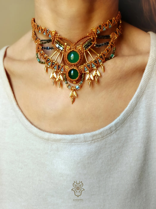 Green Agate bohemian macrame choker necklace with gold-plated adornments, Festival party choker